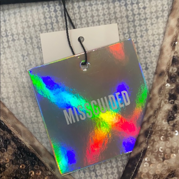 Dress - Picture 3 of 4